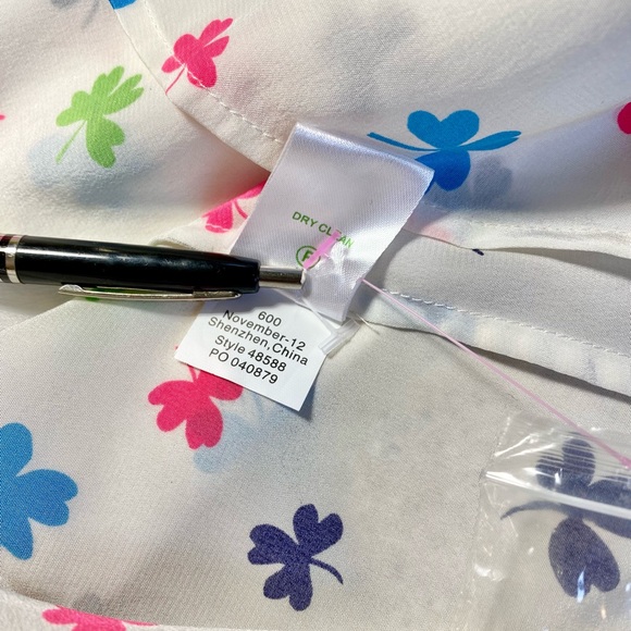 ☘️Lilly Pulitzer Resort White Tossed Mini Clover Andria Top🌈☘️ - Picture 11 of 11